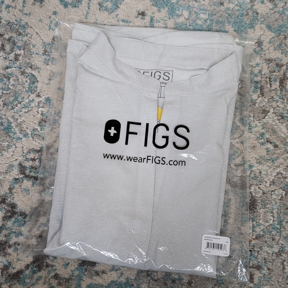 Figs Space Grey Rafaela scrub top Large